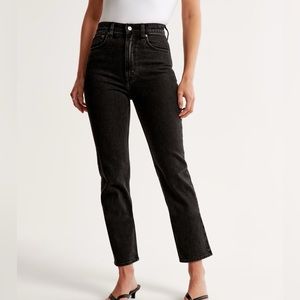Abercrombie & Fitch Ultra High Rise Ankle Straight Jean